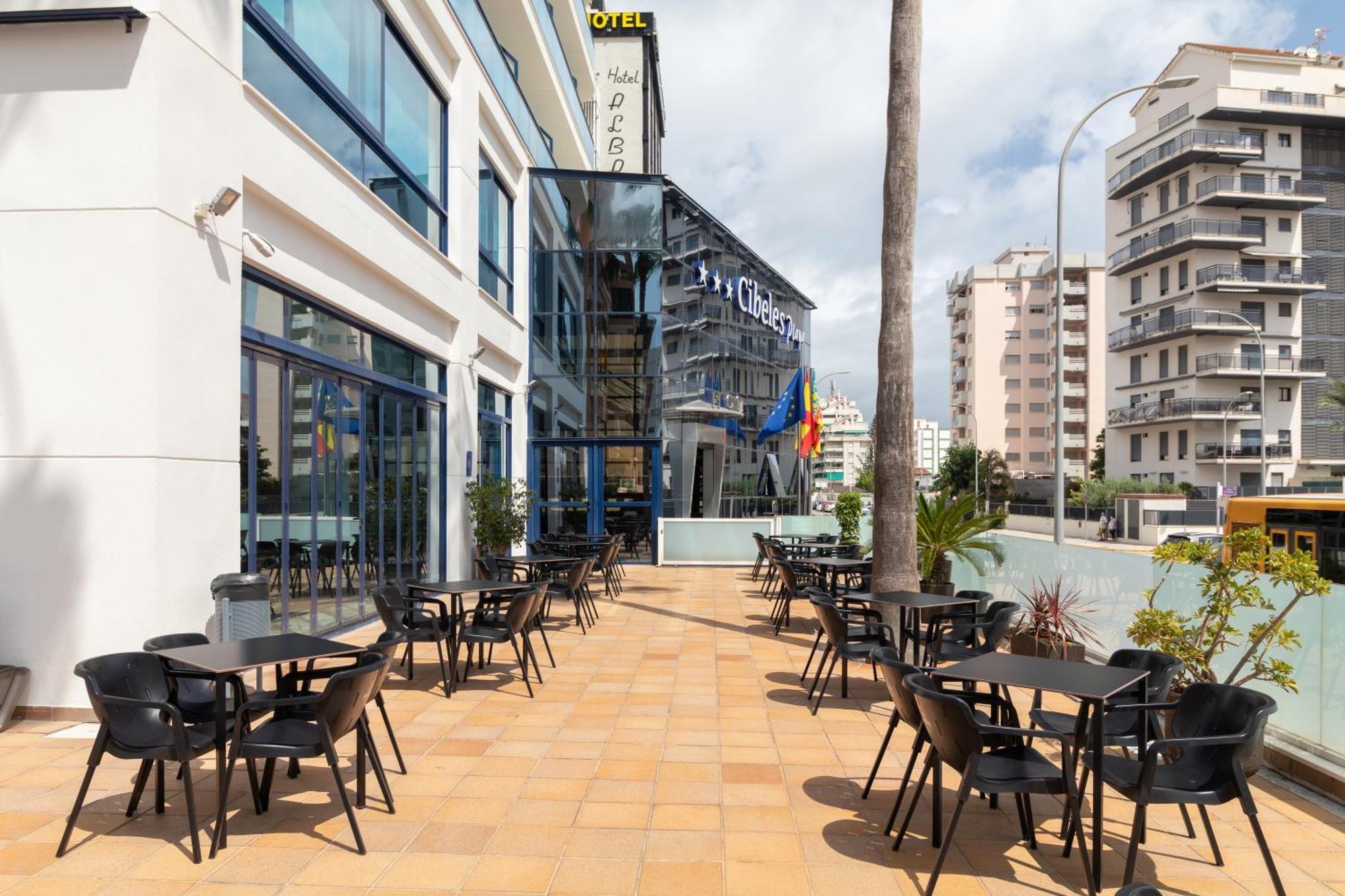Hotel Cibeles Playa Gandia Bagian luar foto